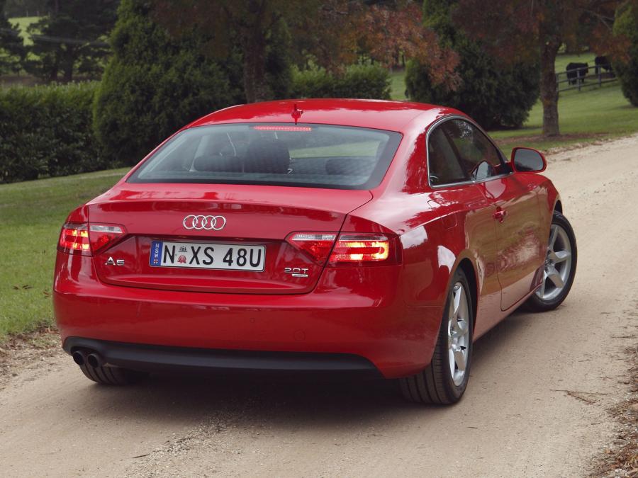  Audi A5 Coupe 2.0T Quattro 2008 года  (AU) (фото 3 из 22)